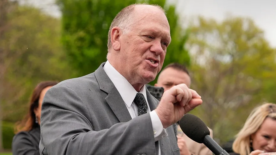 Former Border Official Tom Homan Challenges Interviewer on Migrant Death Data, Accuses of 'Loaded Question'